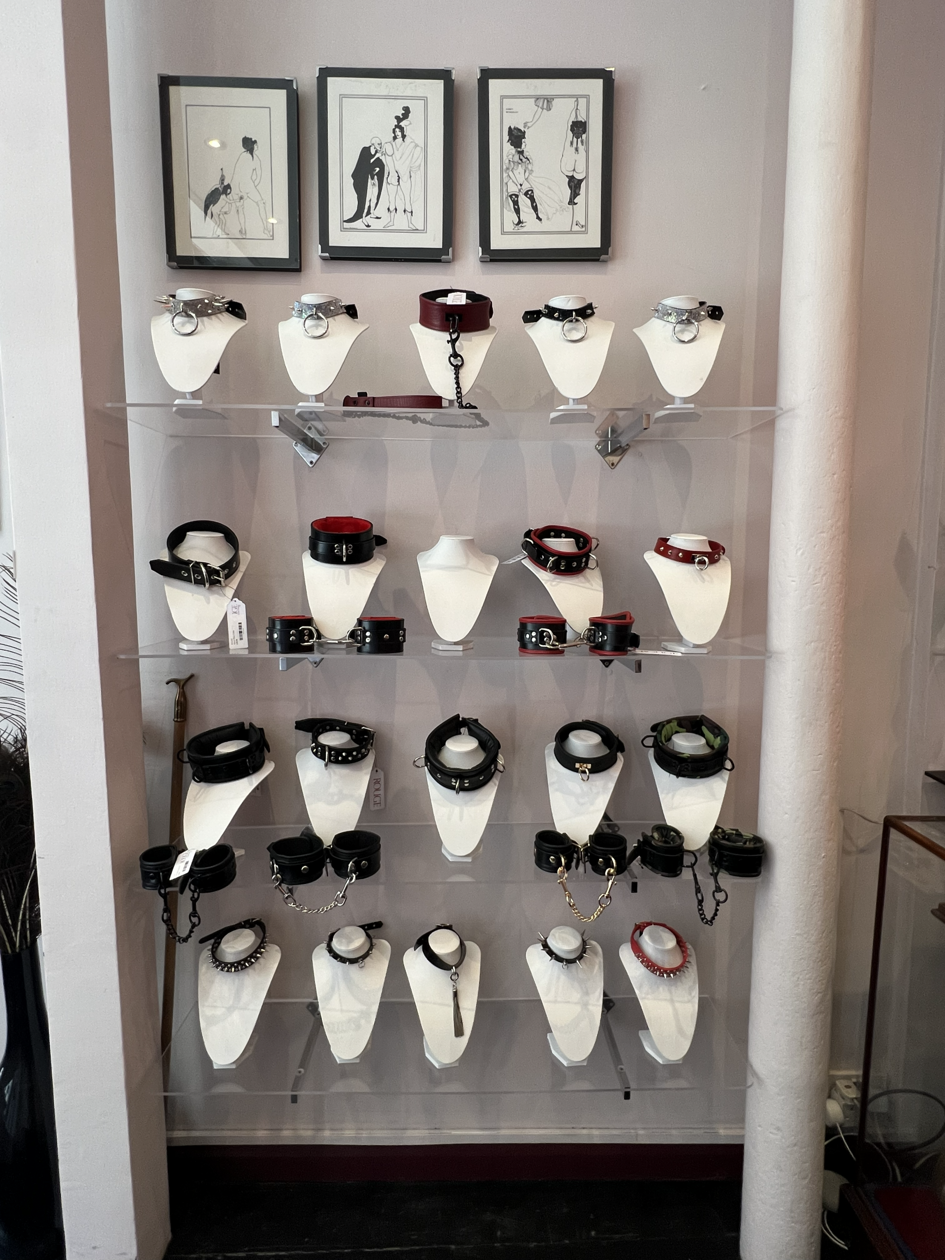 Liberation collars on busts Liberation collars on busts