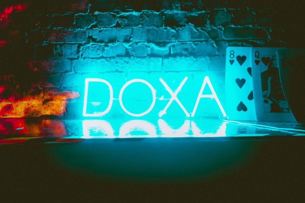 Doxa party in Doxaland (6) party review